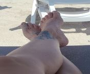 sandy vacation toes are the best. come join me on OF. I seel socks and feet video and pics! link in bio from seel pecy
