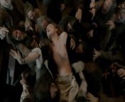 Birthday Babe: Lotte Verbeek in Outlander [S1E11-2015] from xxx 30 dicembre 2015