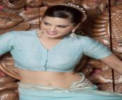 Sunny Leone On saree from housewife on saree 3gp