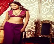 Poonam Bajwa navel in pink top and violet skirt from l1y71i
