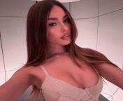 Madison Beer seeks so much attention from her fake tits that it would take so little to convince her to get gangbanged by a stadium full of men for more fans from gangbanged by men