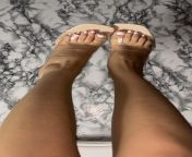 All I need to relax is a massage of my feet and then sucking my toes from florescent asmr 23 june 2021 my feet and toe sucking