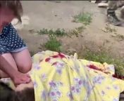 Rus bombardımanı nedeniyle Donetsk&#39;te 10 yaşında bir çocuk öldü. from görünmez Çocuk 2014 124 the invisible boy