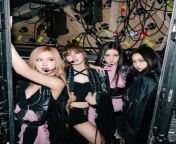 Looking for a longtime blackpink jobud/fapbud everyday a member like 2dayss-jennie next 2dayss-lisa.....last day all four members from indian family sex four members