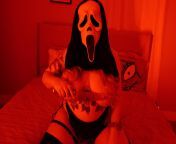 Whats your favorite scary movie? ??No PPV?? 50% off my paid OF all of October &amp; always access to lewds on my free OF account. Links in the comments ? from scary movie teddy