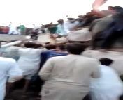 100&#39;s of men groping a woman at Lahore, Pakistan on independence day. from lahore pakistan nargas