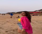 Yuvika walking on beach hot boobs show from simran boobs show