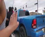 Guys from Tacoma, WA don&#39;t put up with BLM blocking the road from samoan from tacoma w