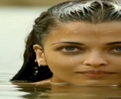 Aishwarya Rai beautiful cleavage while bending from www xxx aishwarya rai video nude uncut aunty sexi