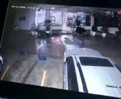 Video de la cámara de seguridad del local en calle Uruguay dónde se dió el asesinato de 2 personas. from cámara de seguridad madre