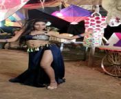 Purva Rajendra Shinde sexy dance moves from odia village sexy v