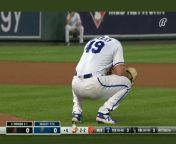 While Royals SP Heasley vomits on the mound, broadcaster Rex Hudler shares his own story of losing liquids while playing for MLB, causing members of the booth to leave due to laughter from mlb gacha