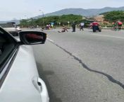 Here in colombia lately is more dangerous being on the road, you&#39;re not safe if you&#39;re in bycicle or motorcycle, somehow this dork managed to hit 6 persons... from dangerous mp4