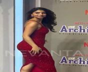 Suhana Khan curves?? from https hifixxx fun downloads drive pooja kashyap amp suhana khan nude indian threesome sex video