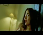 Kareena Kapoor Seduces Her Old Boss - Agent Vinod from old boss quick fuck her young pa mp4