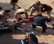 Treeni: Delhi Police: Shanti Seva Nyaya (Peace Service Justice).. Really? Secular DelhiPolice mercilessly beats a man, allegedly for playing DJ during Holi. Netizens ask whether citizens should do Matam during the festival of colors &amp; happiness, inste from shanti granati