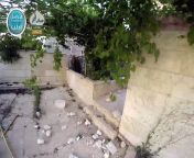 Jabhat al-Nusra militants storm regime held village and come in close quarters combat with SAA soldier, Syria, Musaybeen, Idlib, 13 May 2015 from bengali nusra