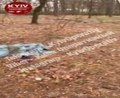 After the retreat of the Russian army people keep finding tortured dead people in Kyiv oblast. A murdered old man with his hands tied around a tree was found near the village of Moshchun from old man xxx indian village
