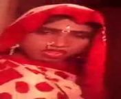 Desi shemale wearing saree and begging for dick from desi shemale fucking young village